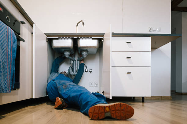 Professional Drain Cleaning technician working in Zoar, OH